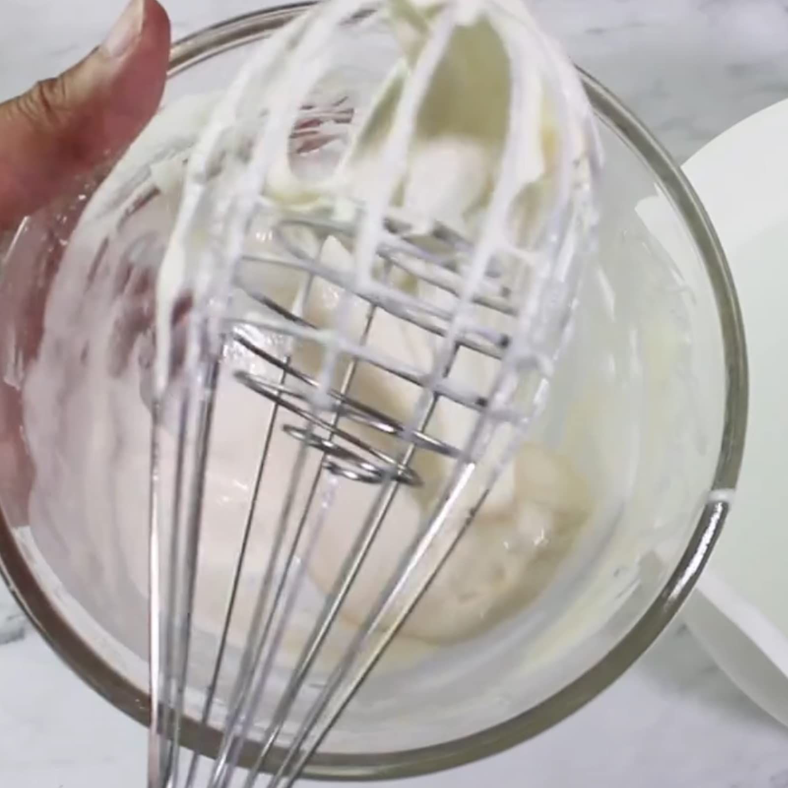 Stainless Steel Wire Whisk with Heat Resistant Plastic Handle view 5