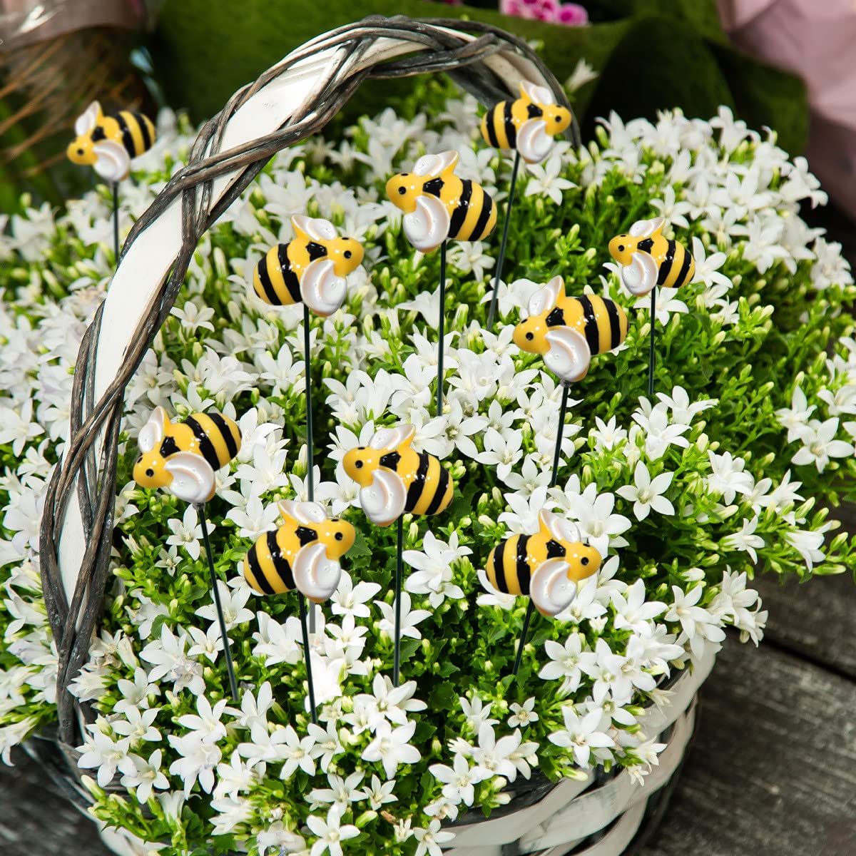 10Pcs Bee Garden Stakes Decor Metal Yard Art Ornaments Front Yard Art Stick view 4