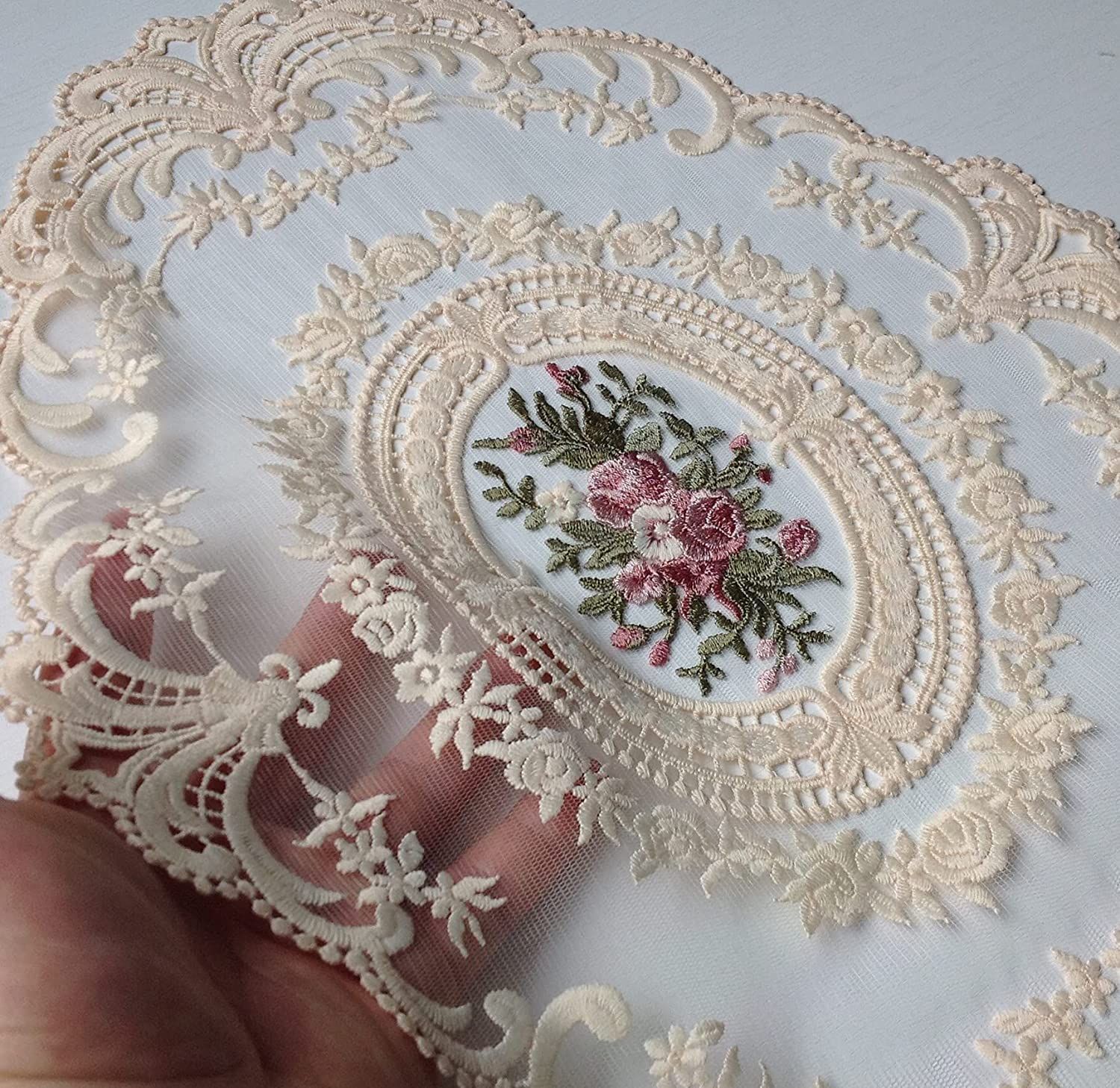 2Pack Retro Lace Placemats