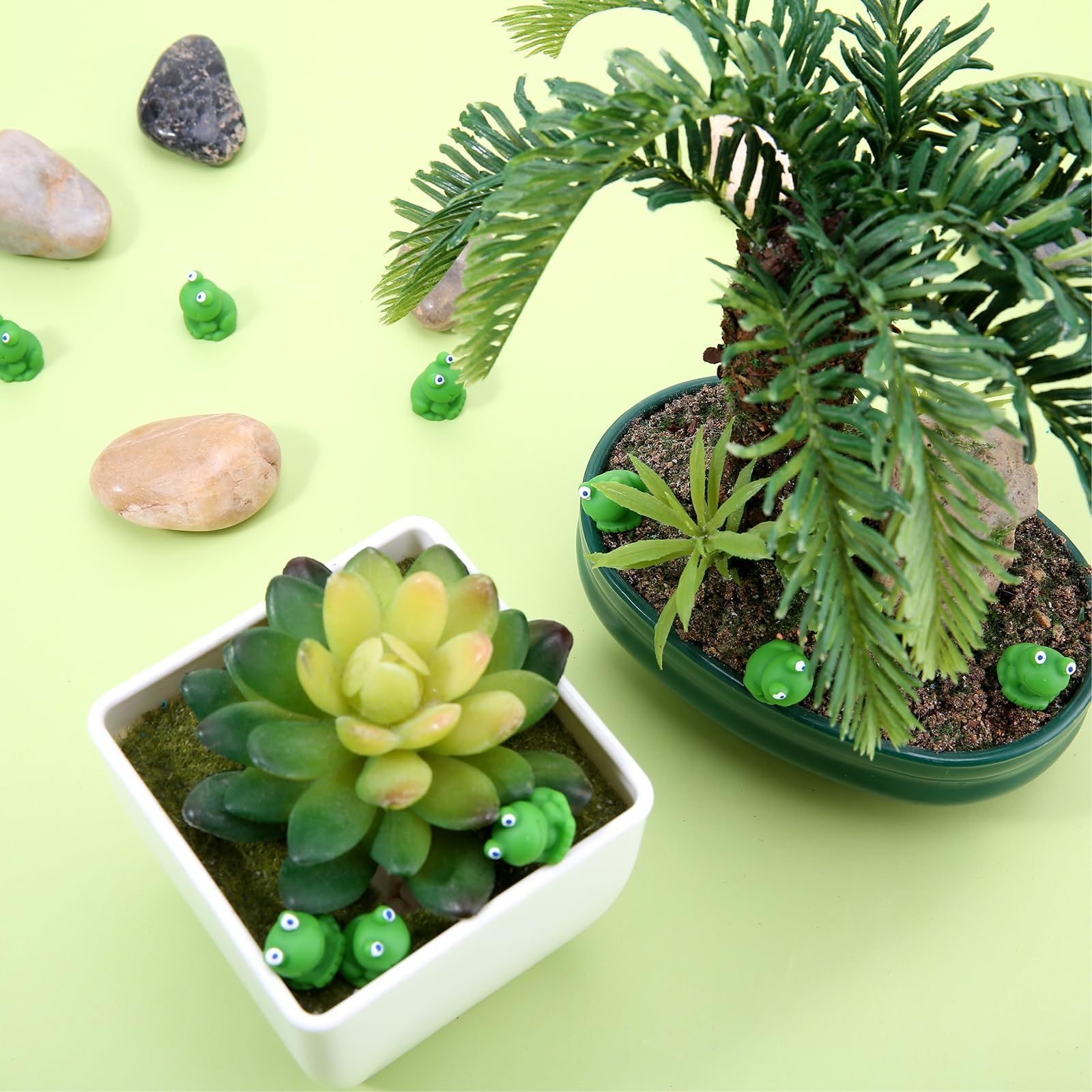 Mini Frogs Garden Decor 50Pcs Green Resin Frogs Figurines Mini Animals