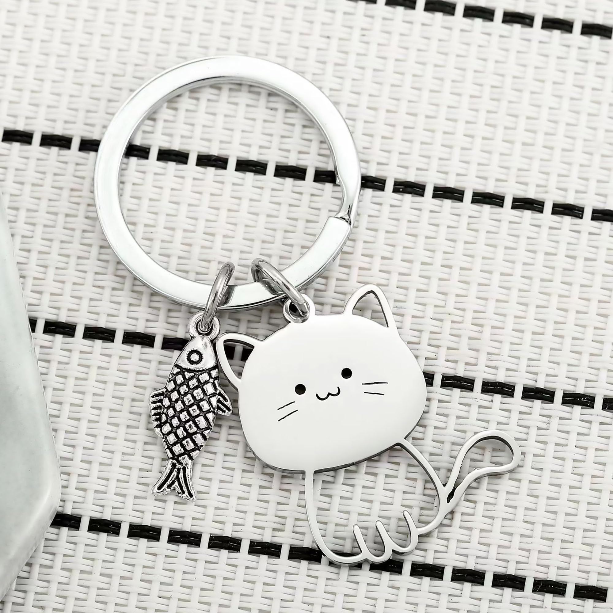 Cute Puppy cat Keychain, Kawaii keychains, Car Key Ring Holder,Christmas view 2