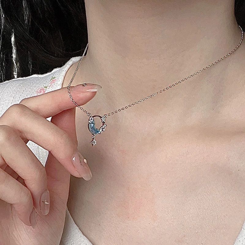 Moon and Star Necklace White Gold Plated Crescent Pendant Necklaces Cubic view 2