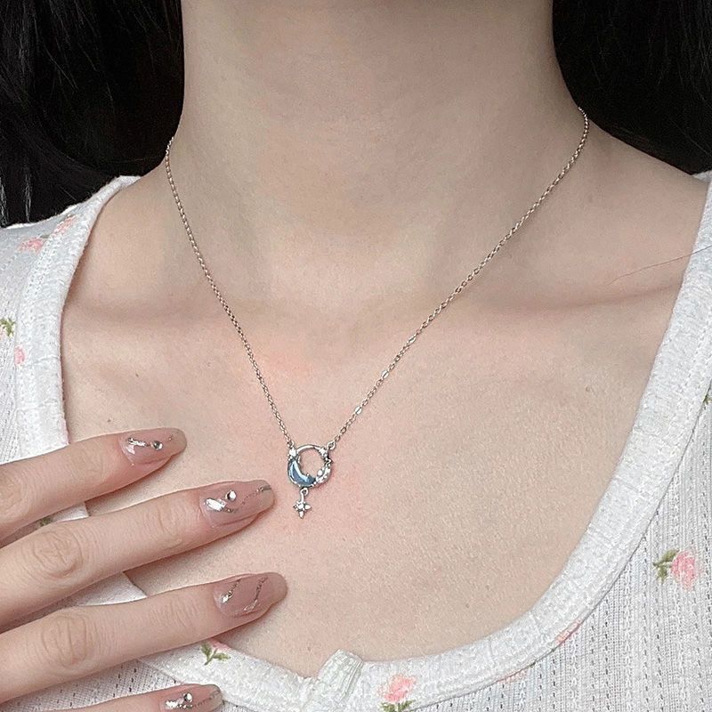 Moon and Star Necklace White Gold Plated Crescent Pendant Necklaces Cubic view 3