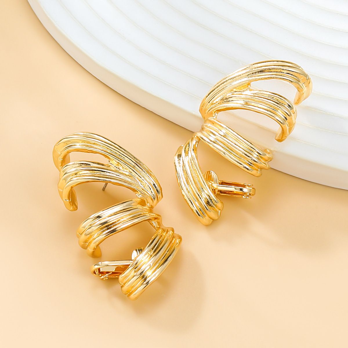 Earrings for Women Personality Simplicity Twisted Chain Earrings view 3