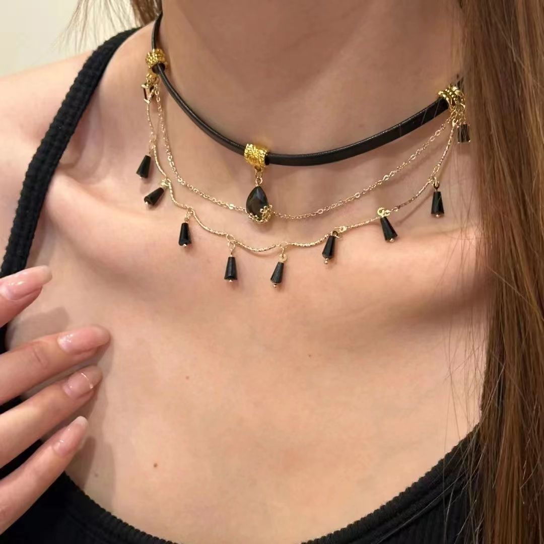 Heart Necklace Adjustable Red Choker Classic Collar Necklaces for Women and view 5