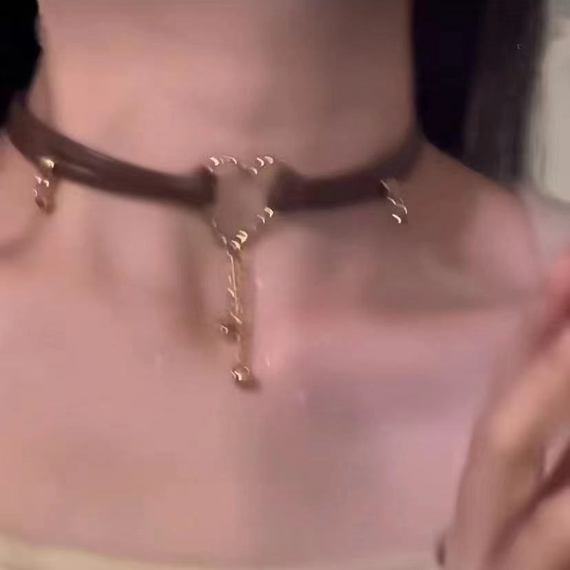 Choker Choker Necklaces Velvet Choker Set Classic Gothic Chokers O ring view 3