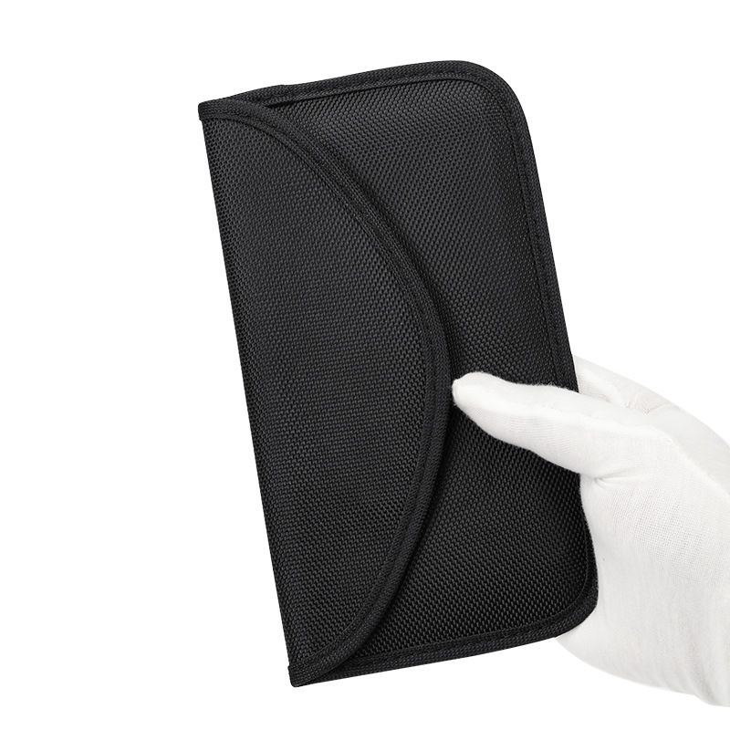 Bag with Zipper Anti-Tracking Car Key Signal Blocker Wallet Shielding Pouch view 3