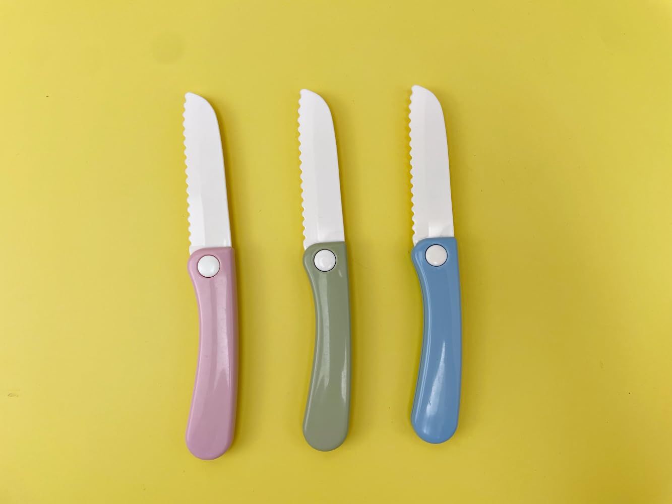 7" Foldable Plastic Set for Kids or Adults view 2