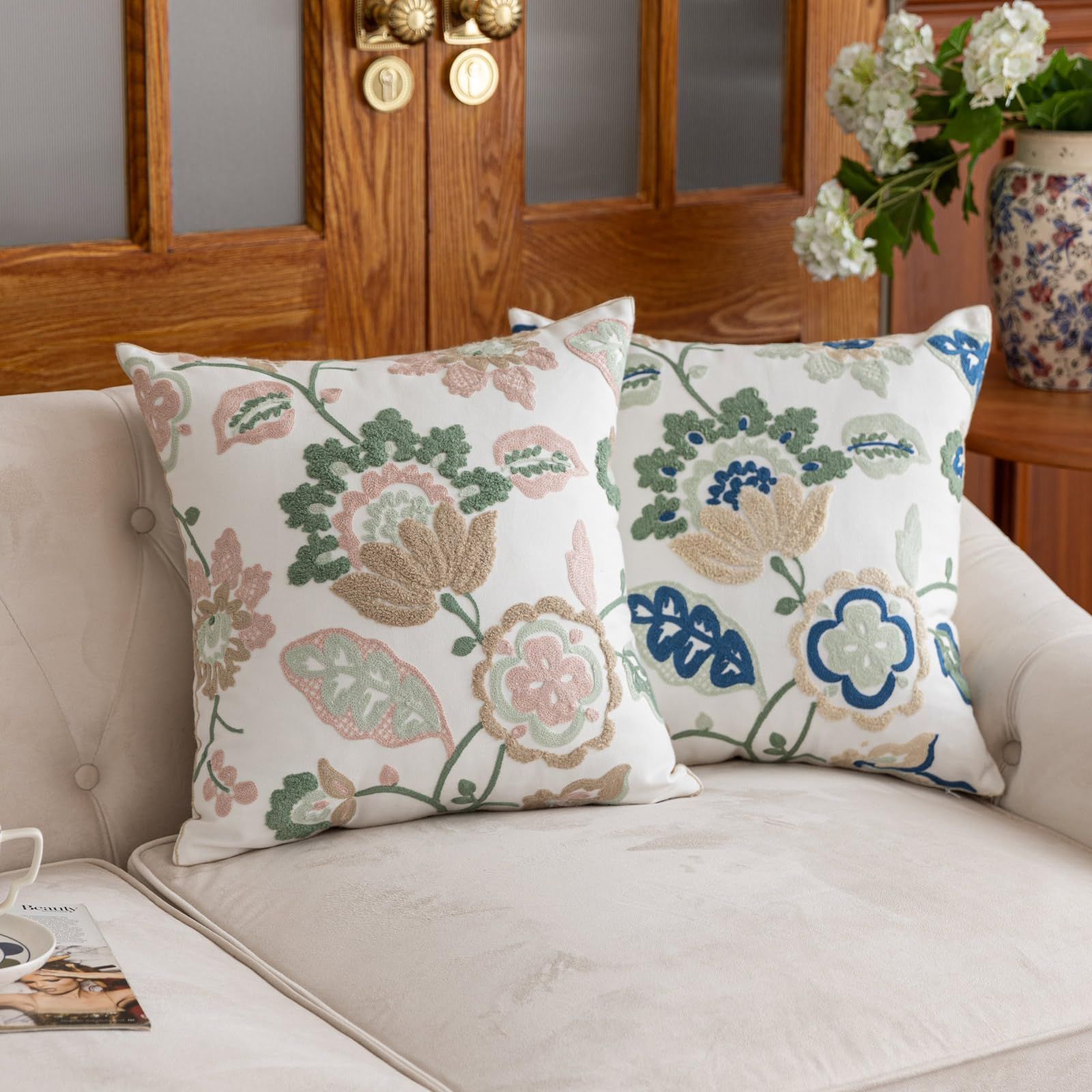 Set of 2 Throw Pillow Covers 18 x 18 Inch Retro Flowers Decorative Square view 3