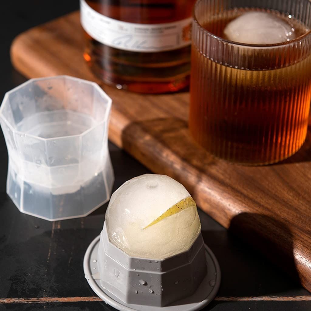 Ice Cube Mold Large-capacity Silicone Ice Tray Household Ice Storage view 3
