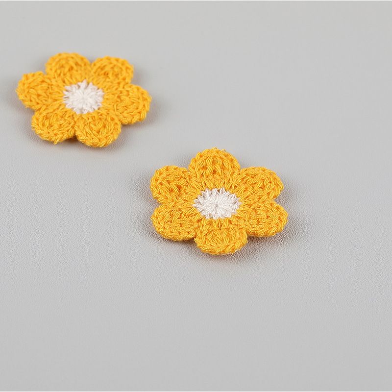 40 Pieces Crochet Flower Applique Small Yarn Sew on Floral Patches view 3