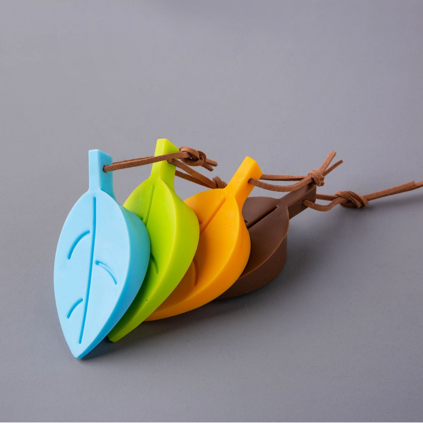4pcs Colorful Silicone Leaves Door Stopper view 4