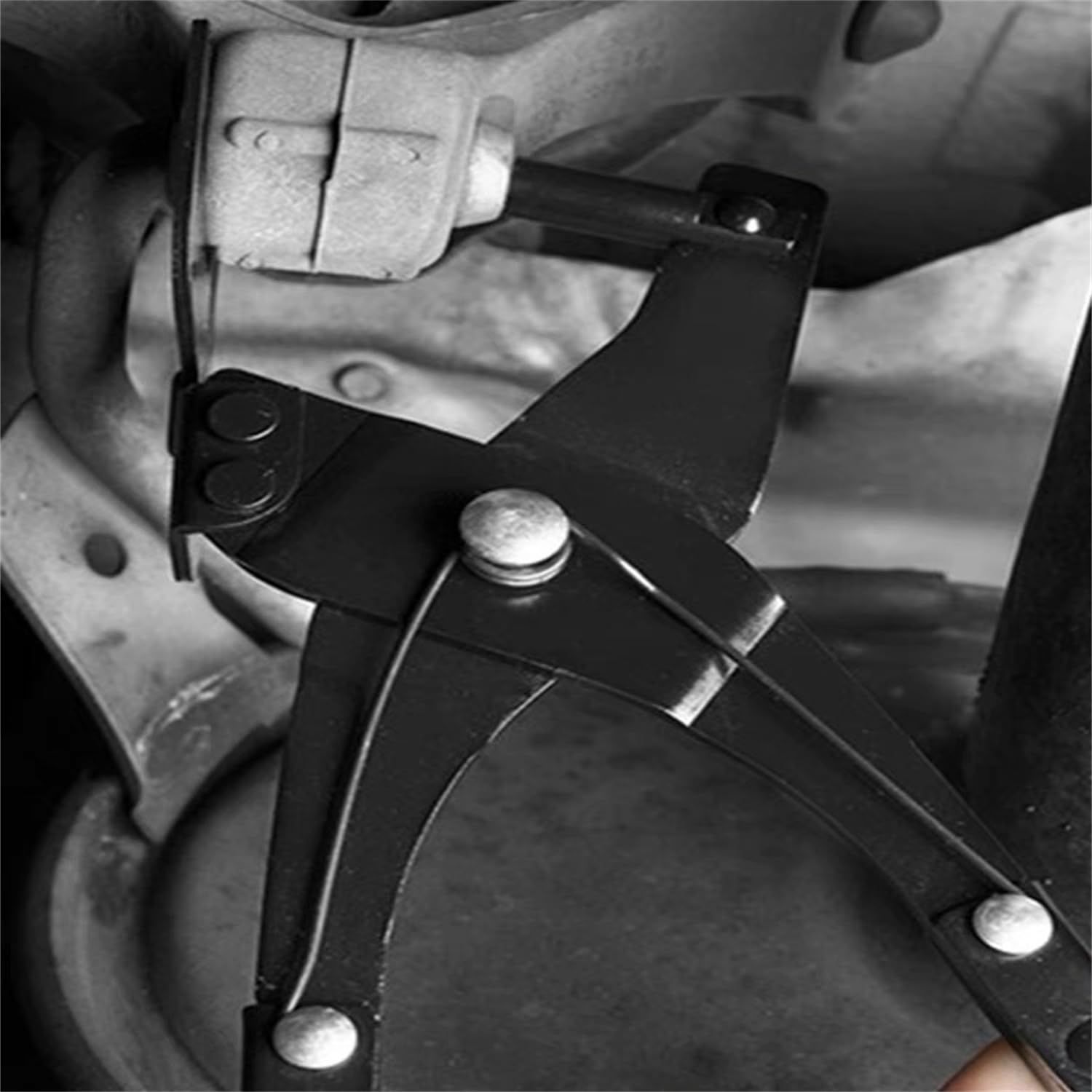 Car exhaust pipe lifting ear pliers view 3