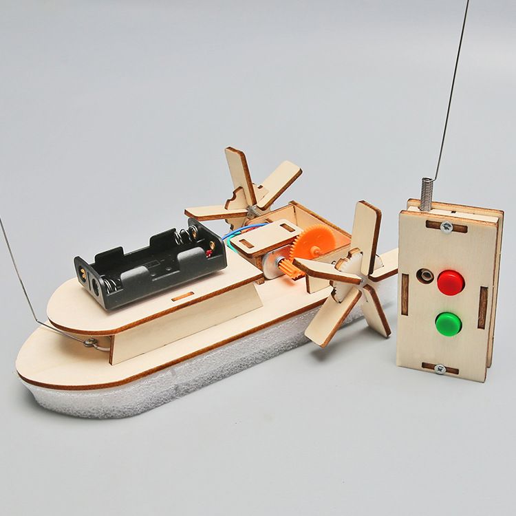 Model Ship Construction Exquisite Ship Model Remote Controlled Ship Children's view 3