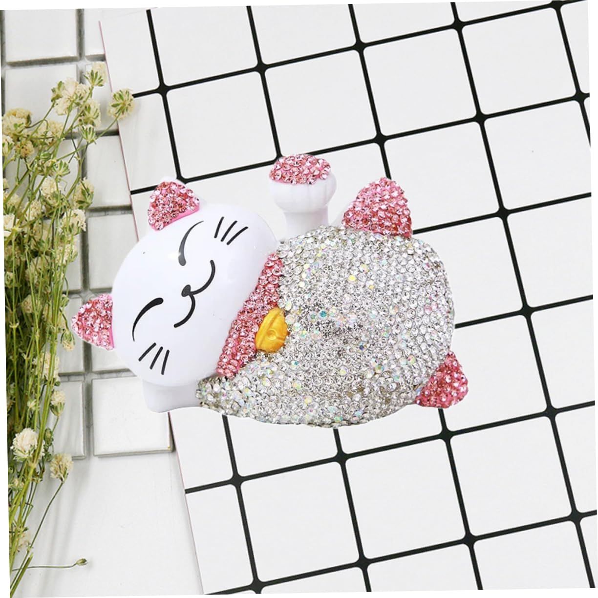 Solar Energy Fortune Cat Car Interior Decoration Decoration Car perfume Female view 3
