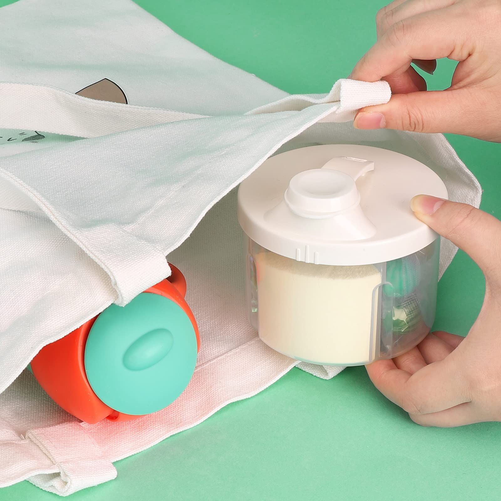 Non-Spill Rotating Four-Compartment Formula Container to Go view 3