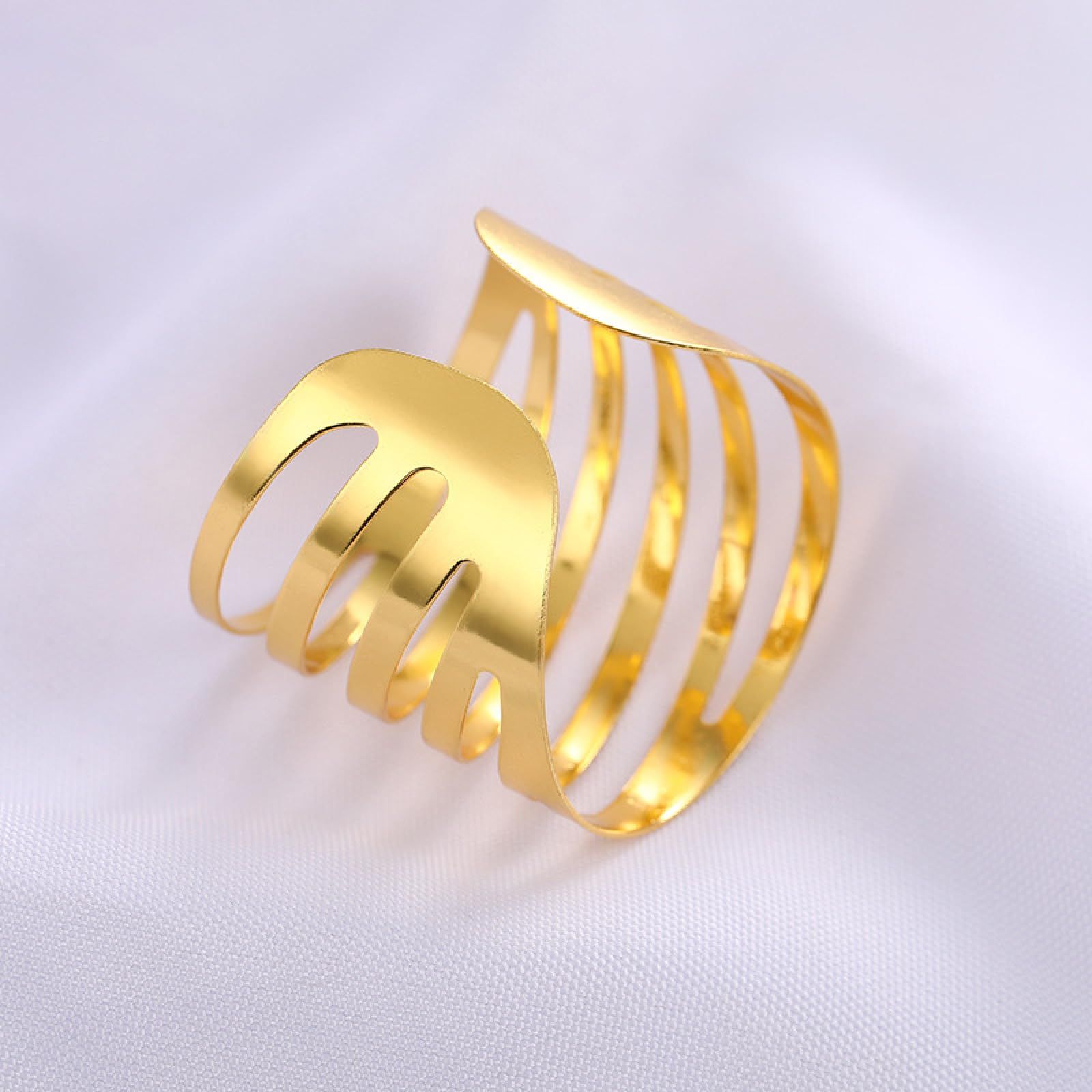 Gold Napkin Rings, Hollow Napkin Ring Holder for Wedding Christmas Family view 5