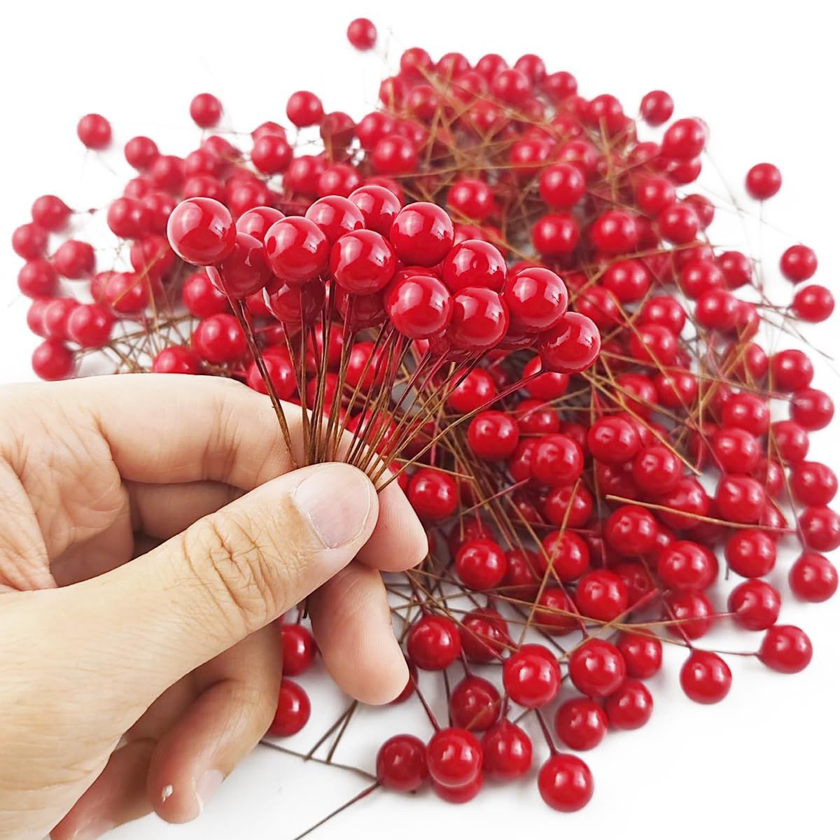 300PCS Artificial Holly Berries