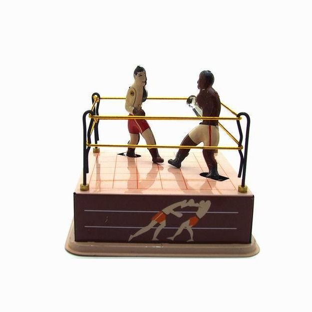 Boxing and wrestling clock collection gift view 2