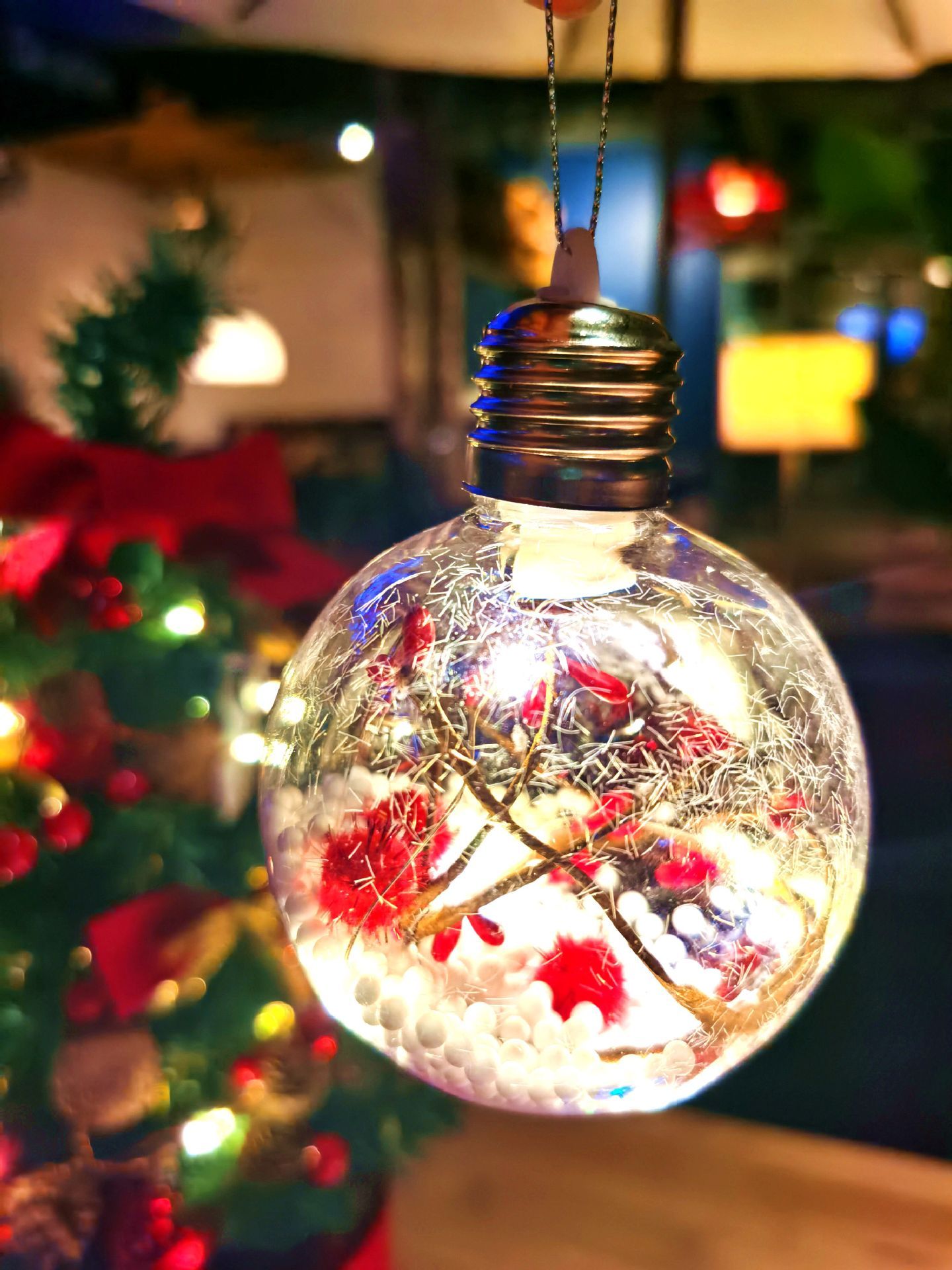 2 Pack Christmas Tree Balls ，Christmas Tree Decoration Ball，Warm Light view 7