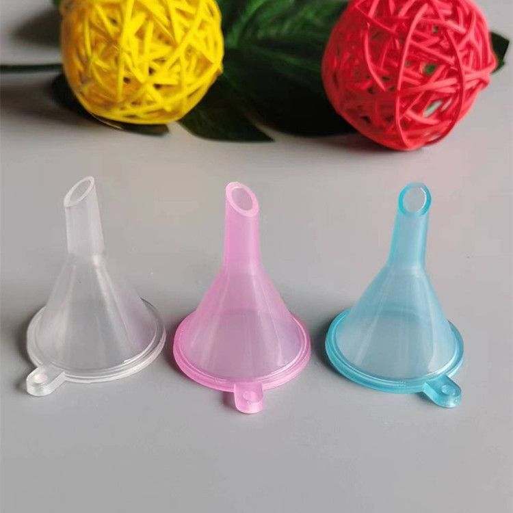 Refillable Cosmetic Containers Funnels view 4