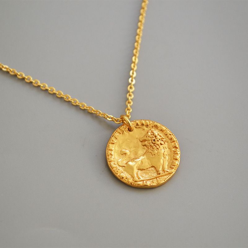 Stainless Steel Animal Lion Coin Disc Pendant Necklace Diamond Galaxy Fashion view 2