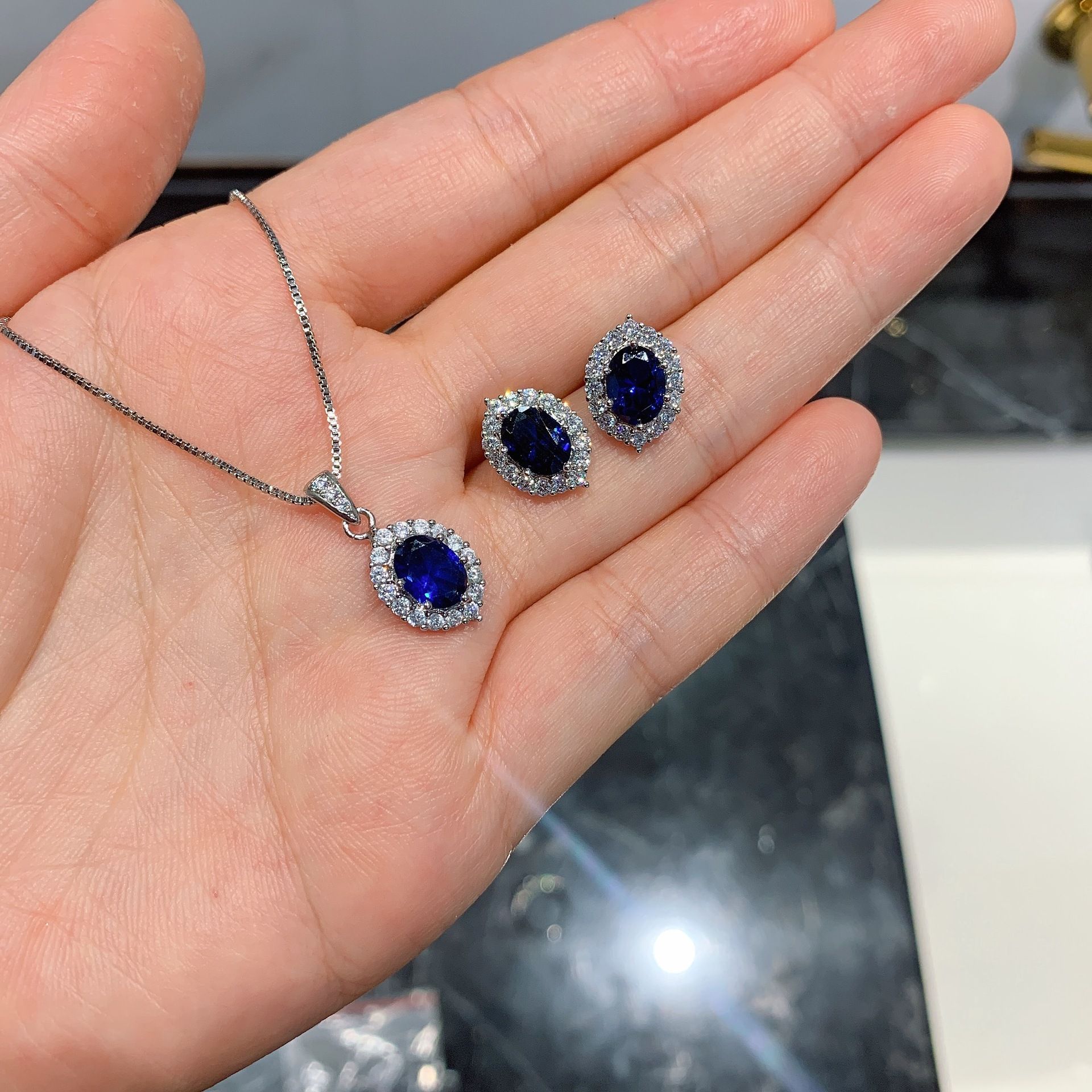 Blue Diamond Jewelry Set with Pendant Necklace view 2