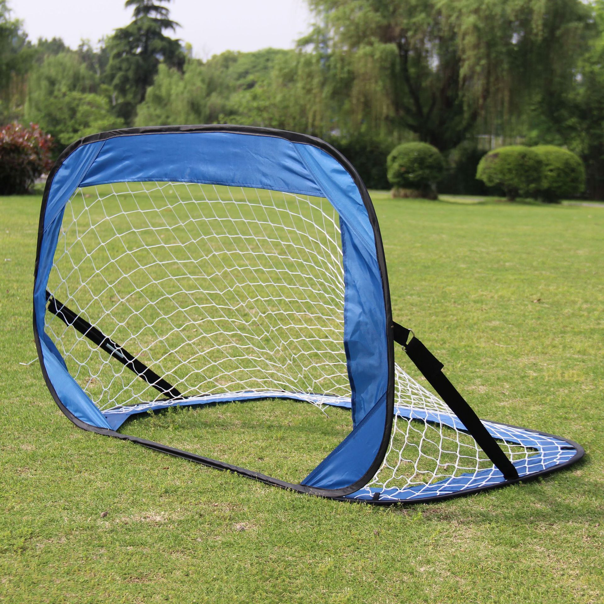 Soccer Goal Pop Up Kids Toddler Soccer Goals Nets for Backyard Beach Soccer view 4