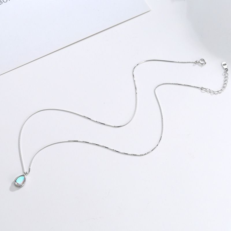Sweet Waterdrop Glowing Round Bead Pendant Necklace Artificial Crystal Glass view 4