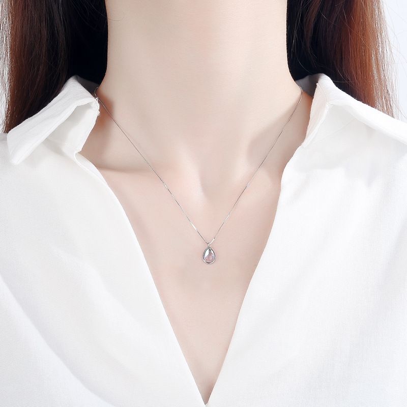 Sweet Waterdrop Glowing Round Bead Pendant Necklace Artificial Crystal Glass view 5