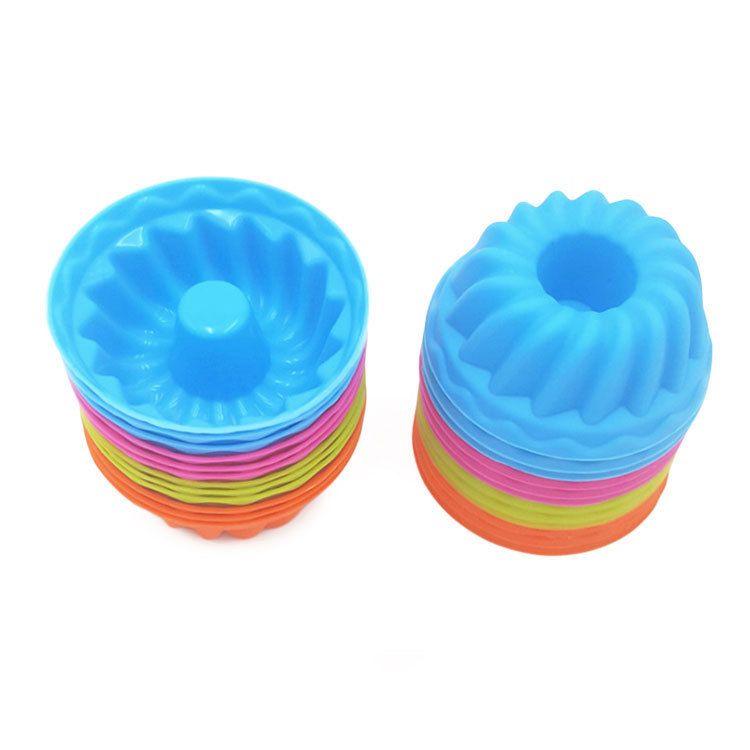 Leak-proof Nonstick Silicone Cake Mold Cake Pan Baking Mold for Christmas view 3