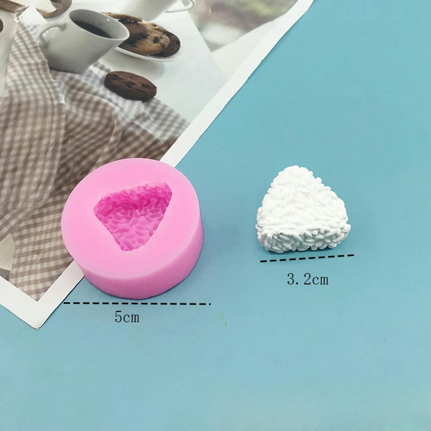 Molds 3Pcs Types of Triangular Rice Balls Seaweed Cheese Silicone Molds Diy view 5