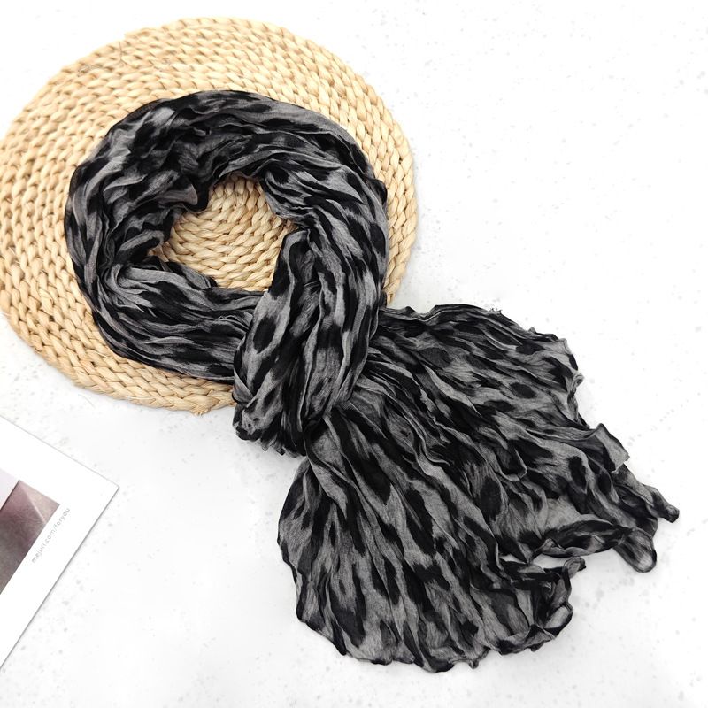 Beautiful Twist Scarf: Hand-painted scarf in Balinese yarn gradient color