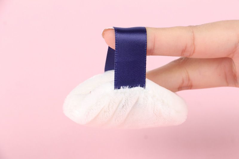 Luxurious Loose Powder Puff view 4
