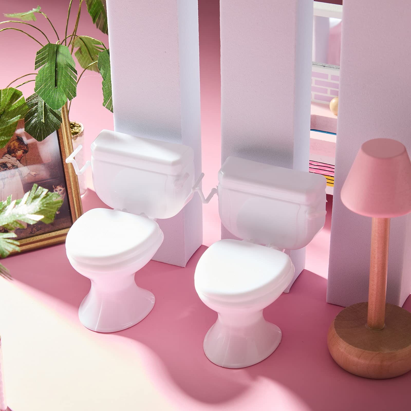 2 Pieces Mini Toilet Seat Toy Doll House Furniture Miniature Classic Bathroom view 3
