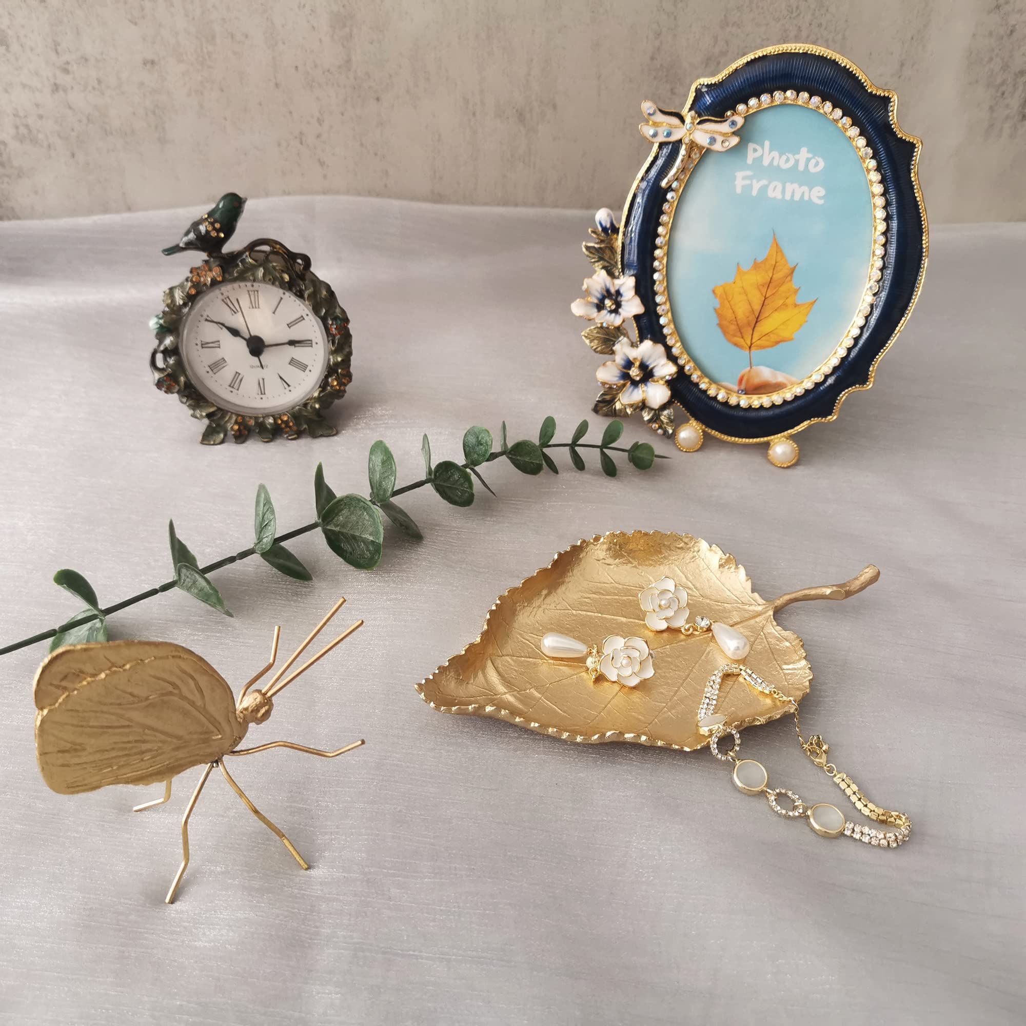 Nordic desktop display, light luxury gold ring tray, leaf jewelry tray, metal view 2