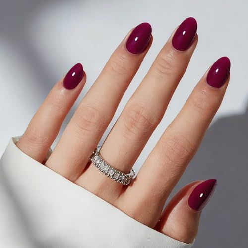 Press-On Nails Kit: Oval Shaped False Nails For DIY Manicure — image 1