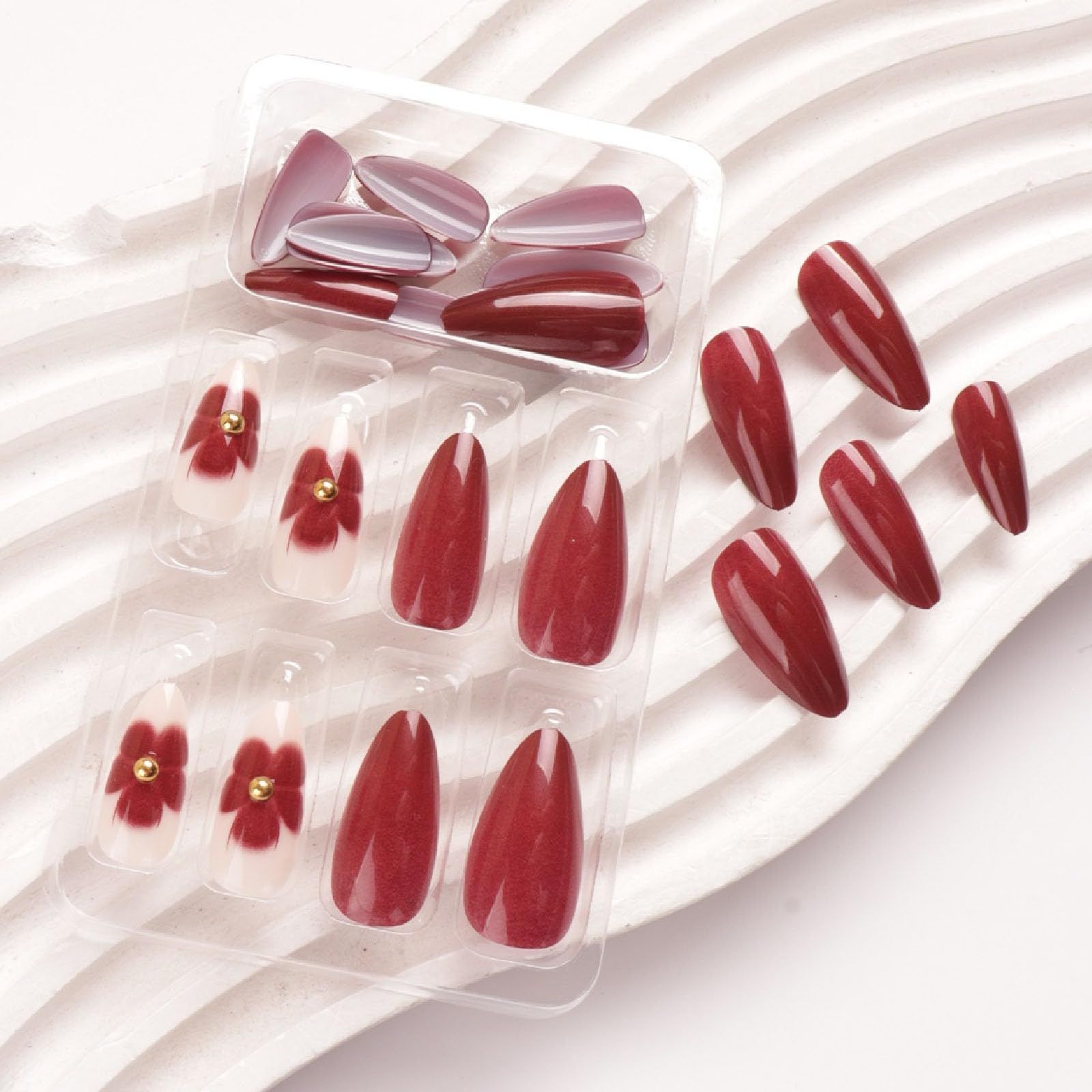 24pcsStunning Press-On Nails for Every Occasion – Easy to Apply view 3