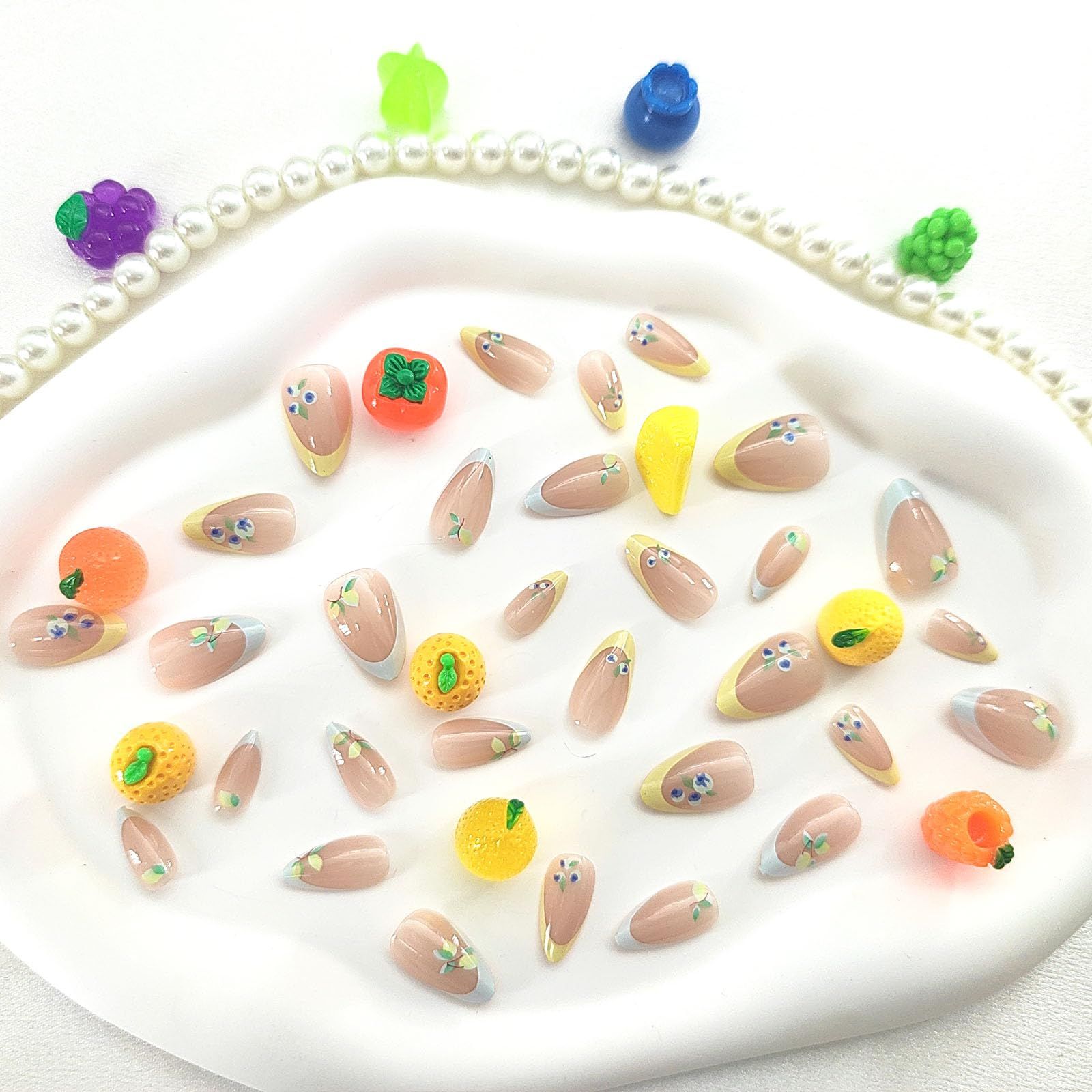24pcsCute Press-on Nails for Daily Wear view 4