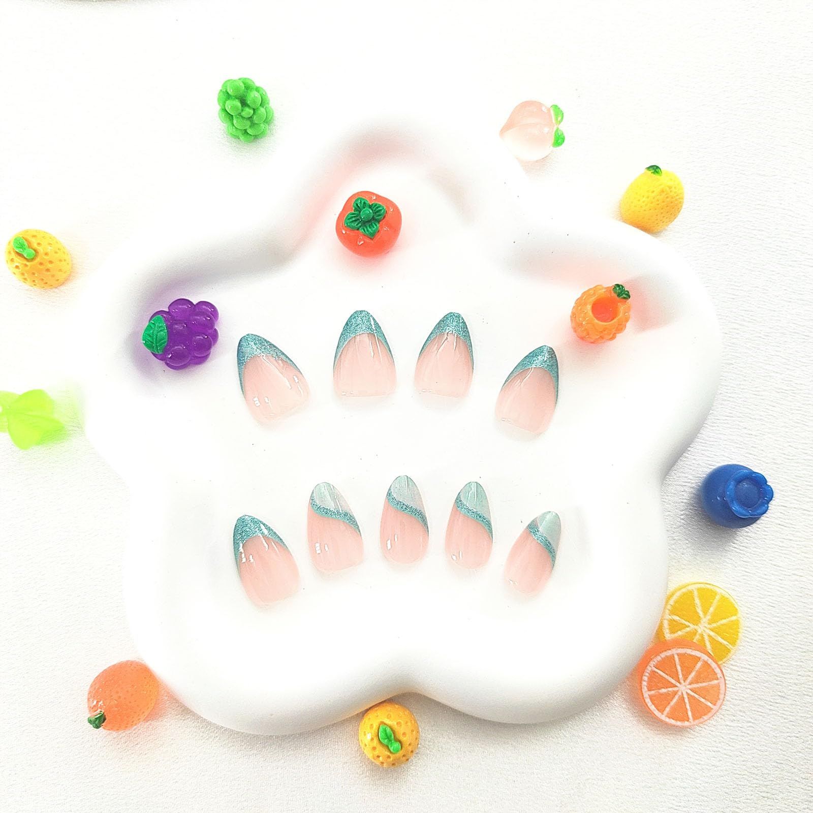 24pcsPress-On Nails for Daily Wear view 3