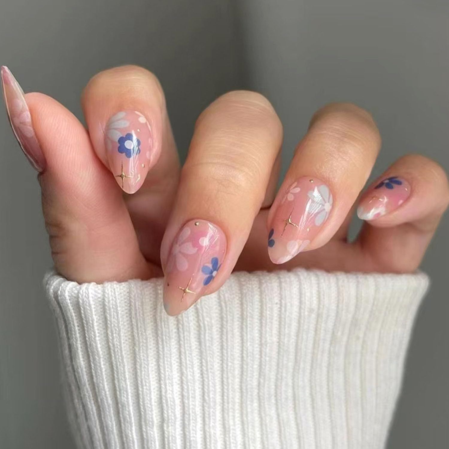 24pcsReusable Floral Press-On Nails for Everyday Style
