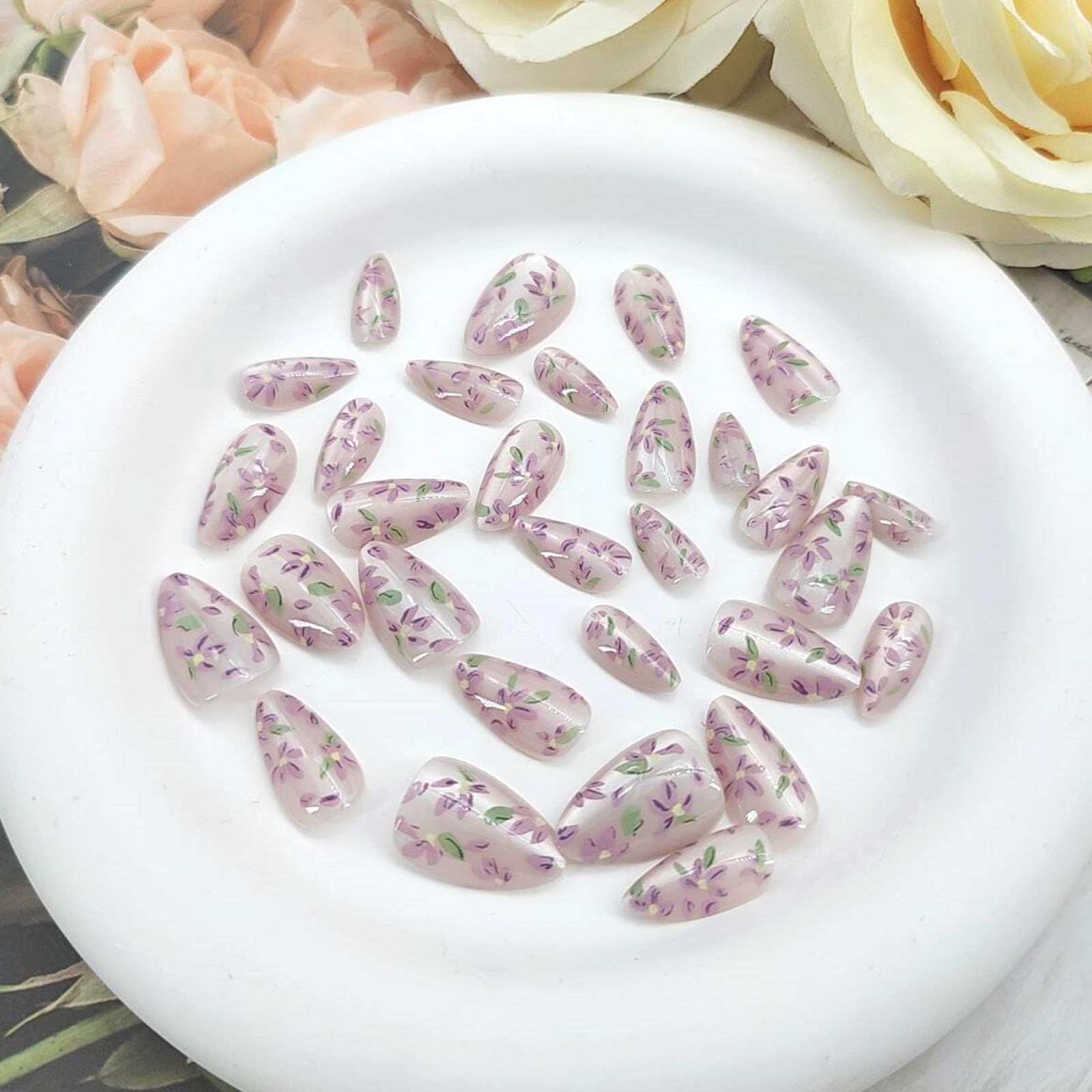 24pcsReusable Press-On Nails for Daily Wear & Special Occasions view 6
