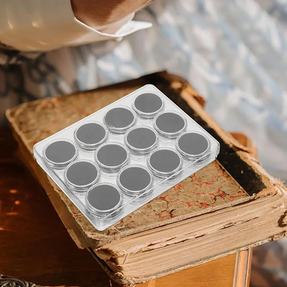 Transparent Round Gemstone Display Box Organizer Case with Lid Storage view 12
