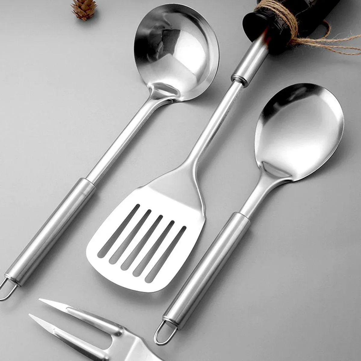 6PCS Stainless Steel Kitchen Utensil Set with Frying Spatula Colander and Spoon view 5