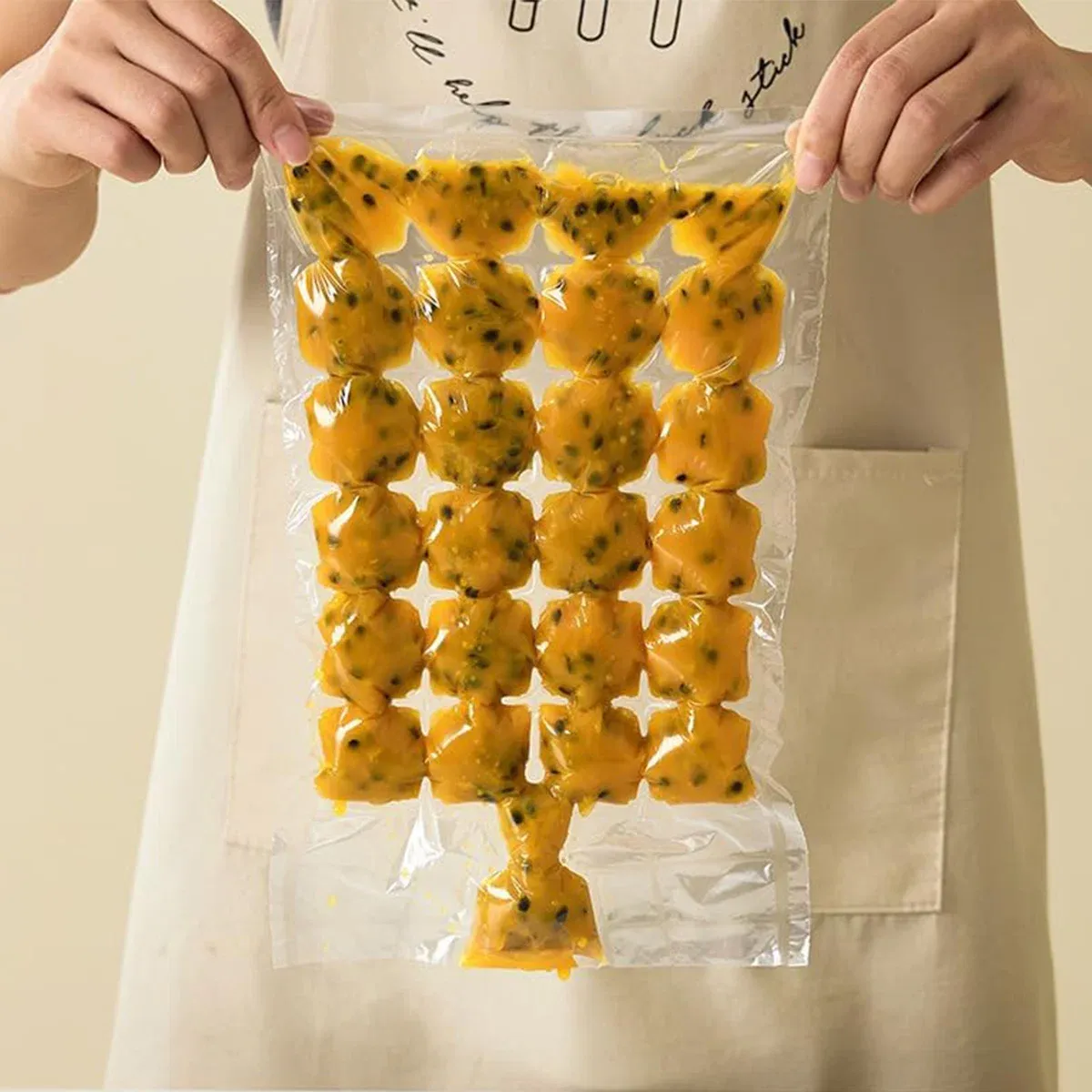 Disposable Ice Pack Bag 100PCS Water Injection Ice Cube Mold Tear Ice Grid view 11