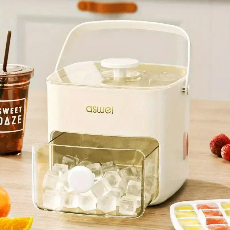 Portable Ice Compartment Cube Mold Plastic Ice Making Box and Ice Cube Holder view 10