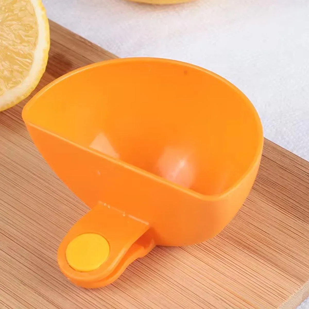 8PCS Plastic Salad Dressing Box Set Double Clip Bowl Snack Container with Spoon view 9