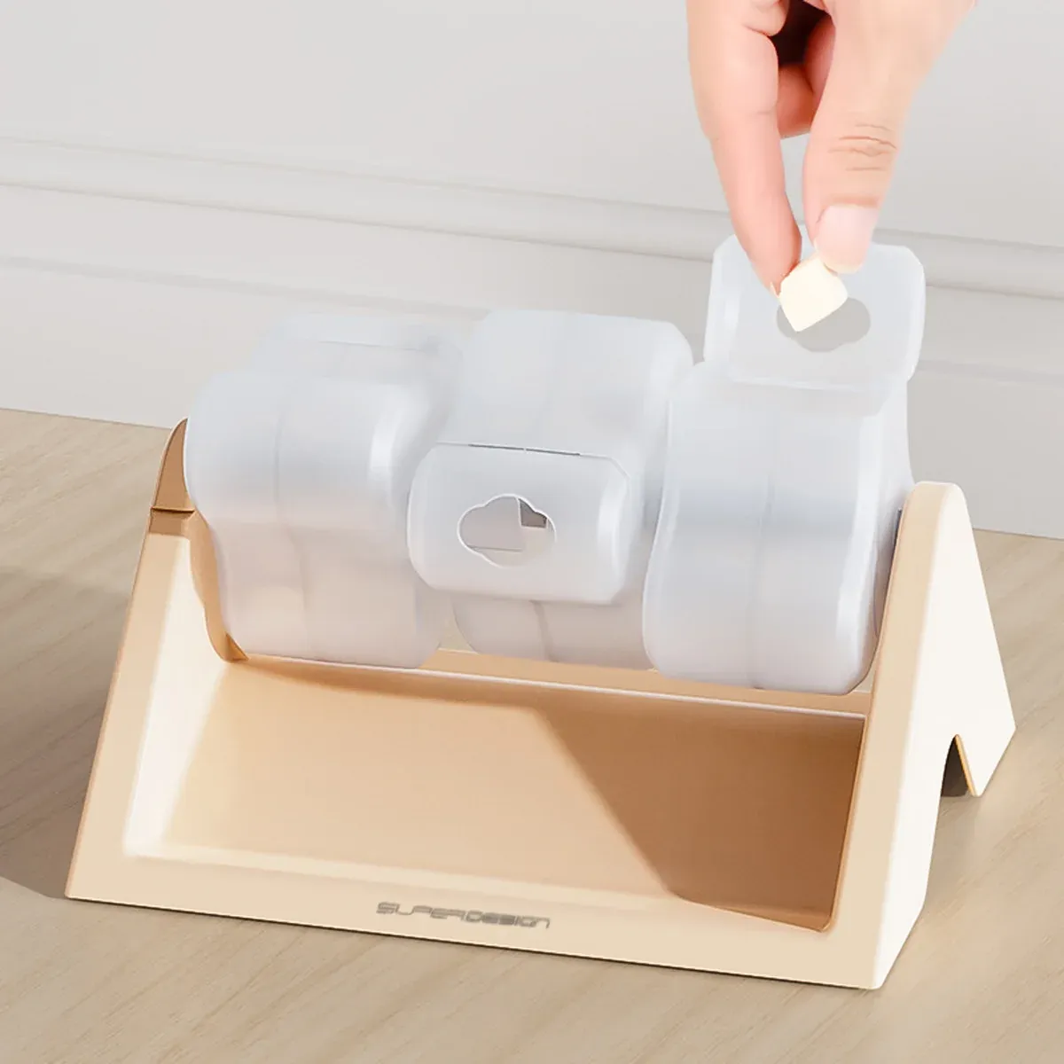 Cat Puzzle Feeder Toy Turntable Leaky Food Dispenser for Snacks Freeze Treats view 7