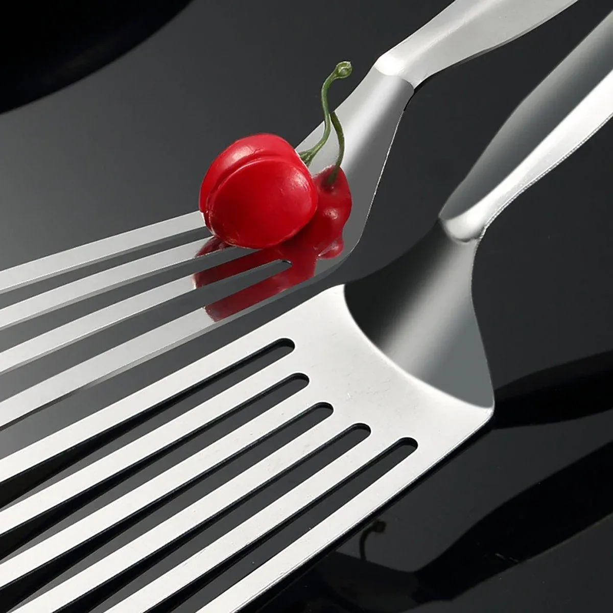Stainless Steel Steak Tongs Multi-Functional Kitchen Tool for BBQ and Fried Fish view 7