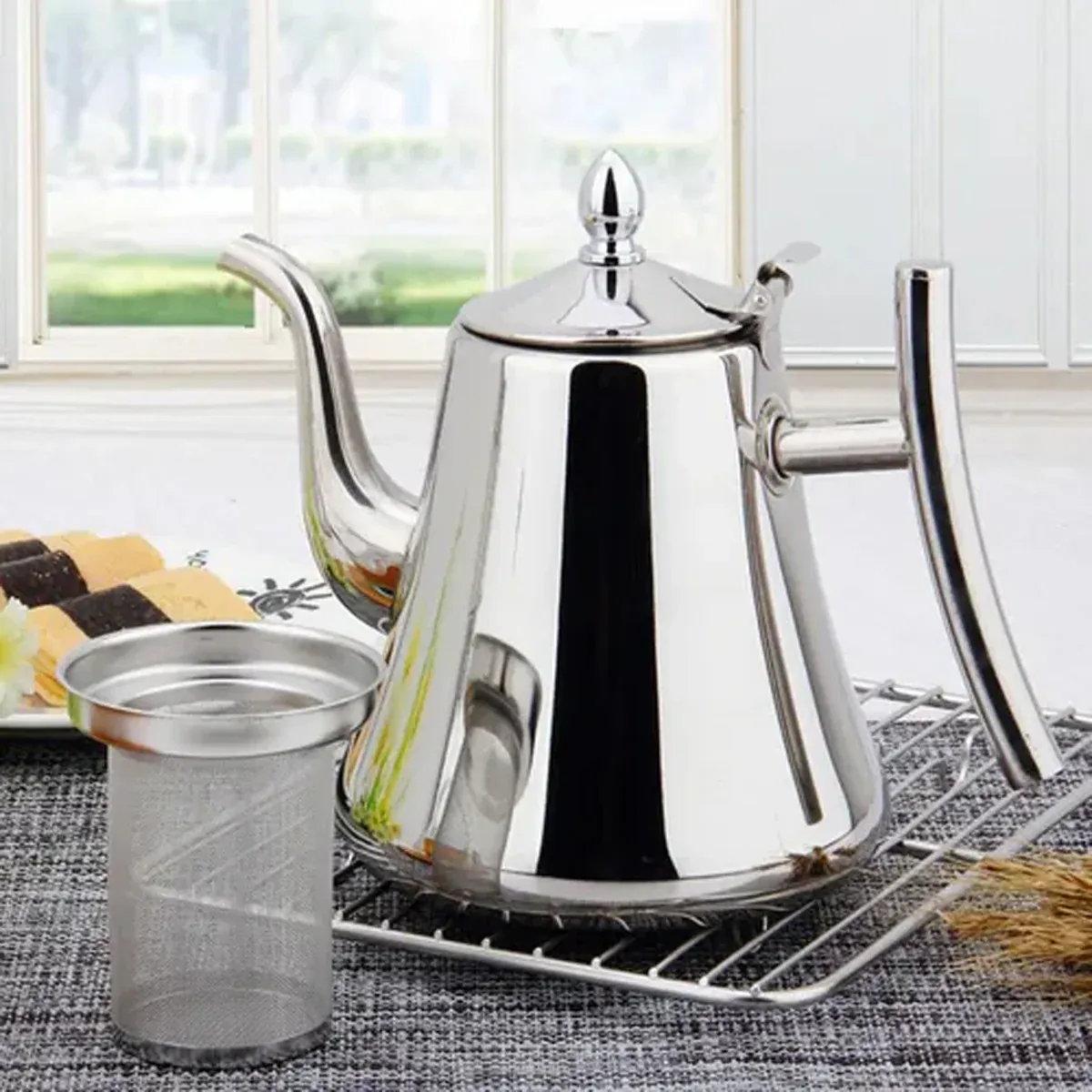 Thickened Stainless Steel Teapot Kettle With Strainer For Restaurant Hotel Use view 12